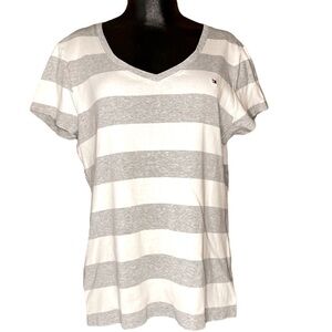 Tommy Hilfiger | Gray White Striped Tee Short Sleeves V-Neck XL